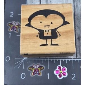 CraftSmart Dracula Vampire Halloween Rubber Stamp Wood #L17